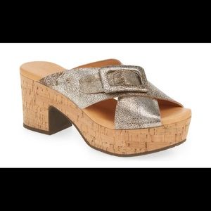 Darling CHOCOLAT BLU Platform Sandals